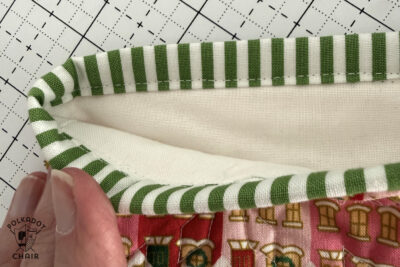 close up photo of bound stocking edge